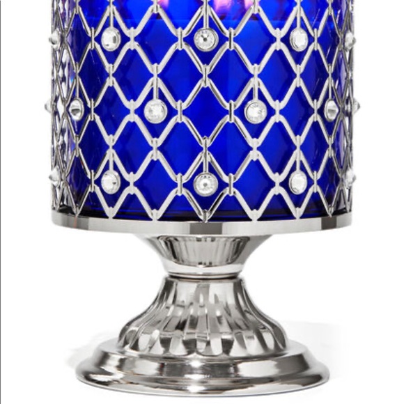 Bath & Body Works Other - Wired Gems SET with candle and soap holder